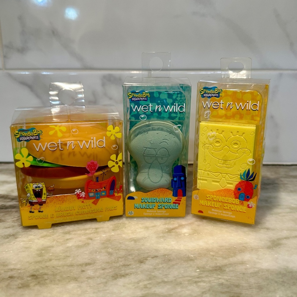 3pc Wet N Wild SpongeBob & Squidward Makeup Sponge + Krabby Patty Cleansing Pads